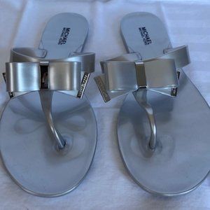 NWOB Michael Kors Kayden Gel Thongs With Bow Size 8